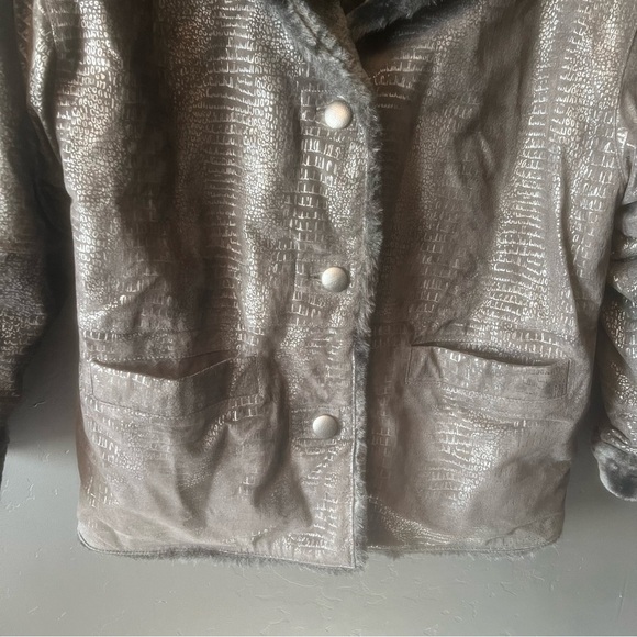 Winlit Reversible Jacket Luxurious Leather Faux Fur coat in Black L - Picture 3 of 17